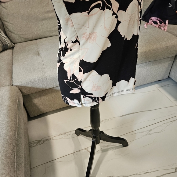 Karl Lagerfeld woman's blouse size small - Picture 5 of 11